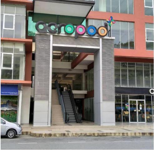 H&F Homestay The Two Owls Nest Aeropod Sovo Studio Room - 2 Queen Bed - Near Airport - Free Parking Kota Kinabalu Bagian luar foto